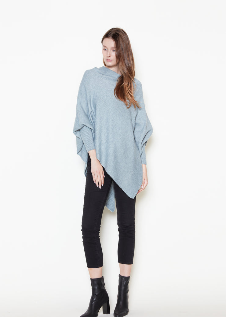 [10/1 RESTOCK] Basic Triangle Poncho with Sleeves