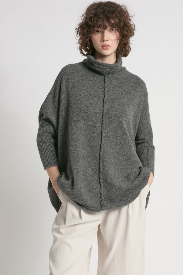 Seam Turtleneck Soft Sweater