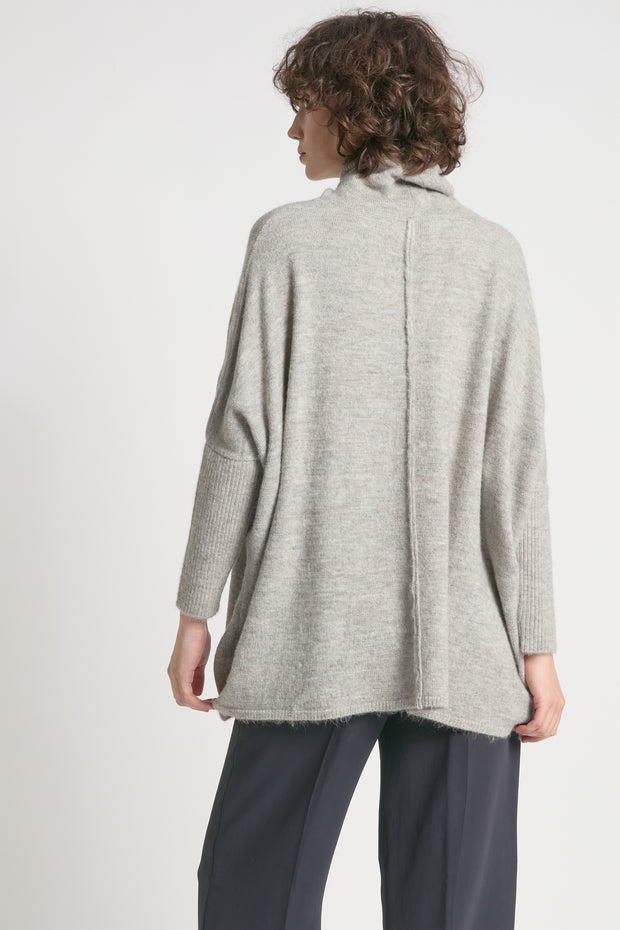 Seam Turtleneck Soft Sweater