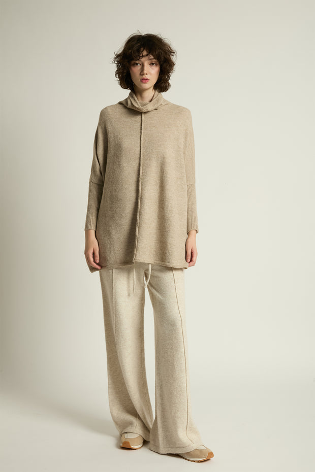 Seam Turtleneck Soft Sweater