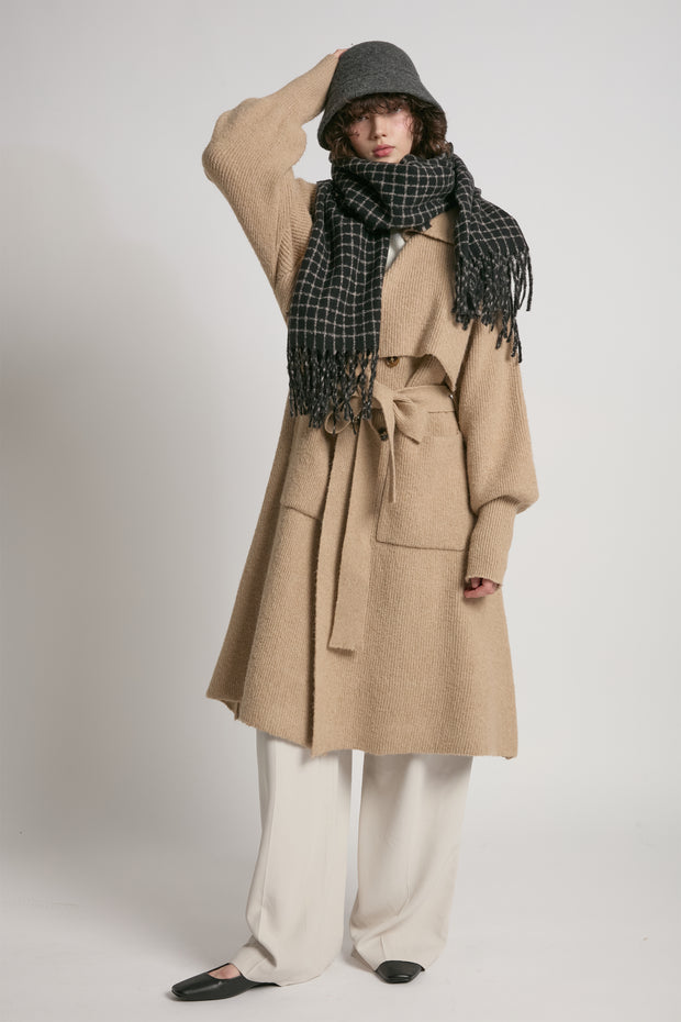 Minimal Windowpane Scarf
