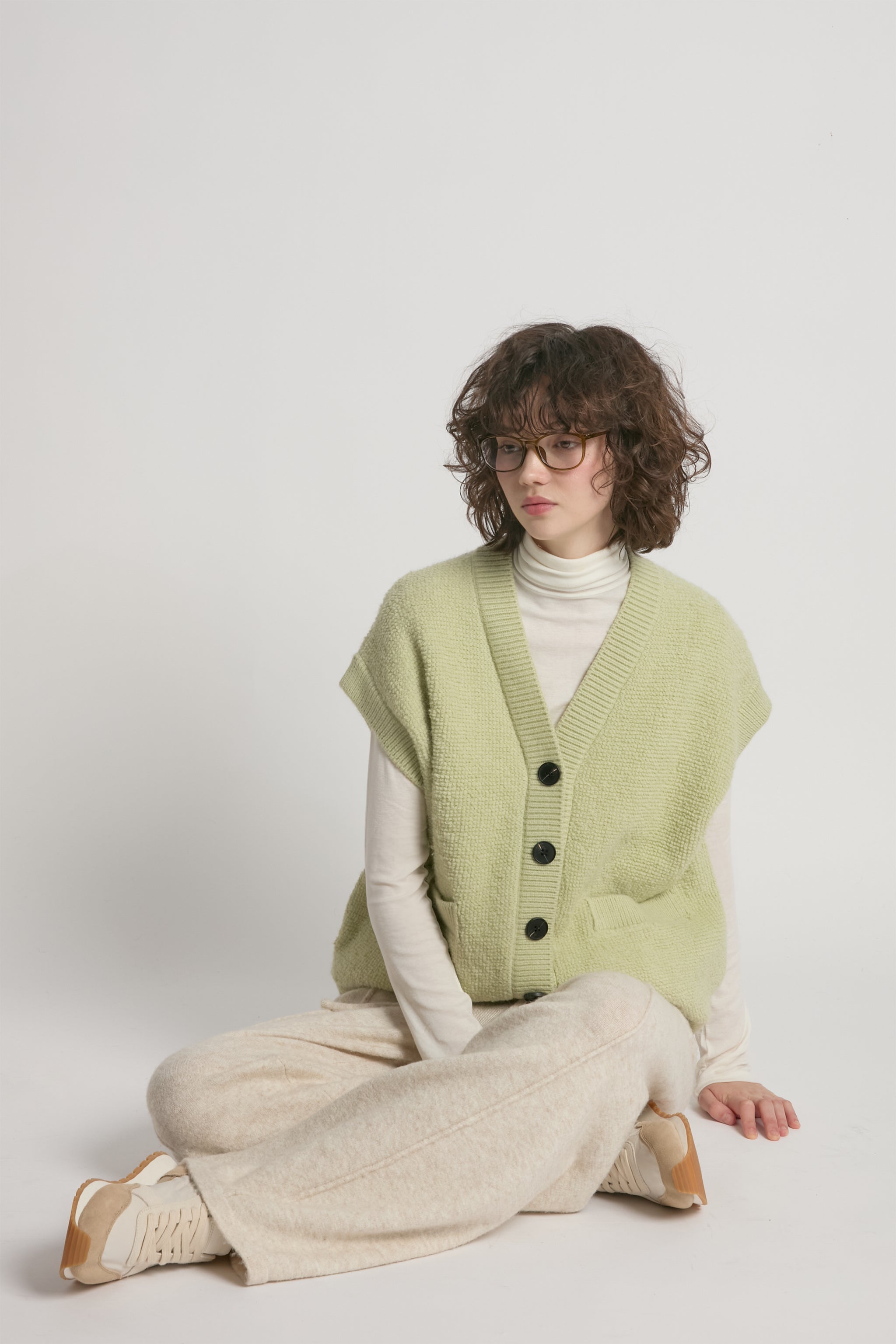 Boucle Knit Vest – Look By M