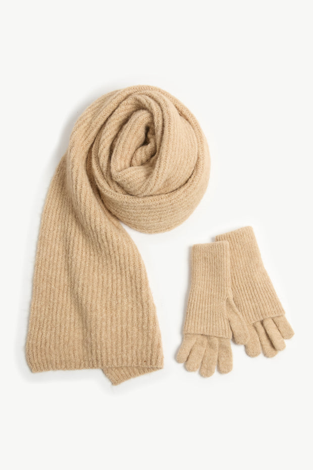 Wool Blend Rib Knit Scarf