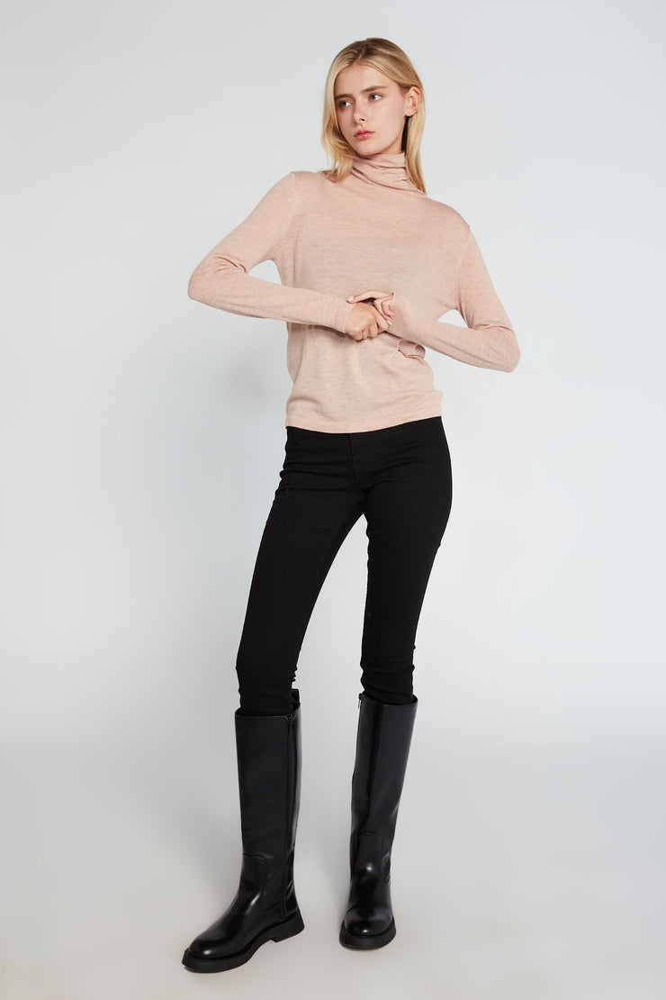 [BACK IN STOCK] Turtle Neck Lightweight Sweater