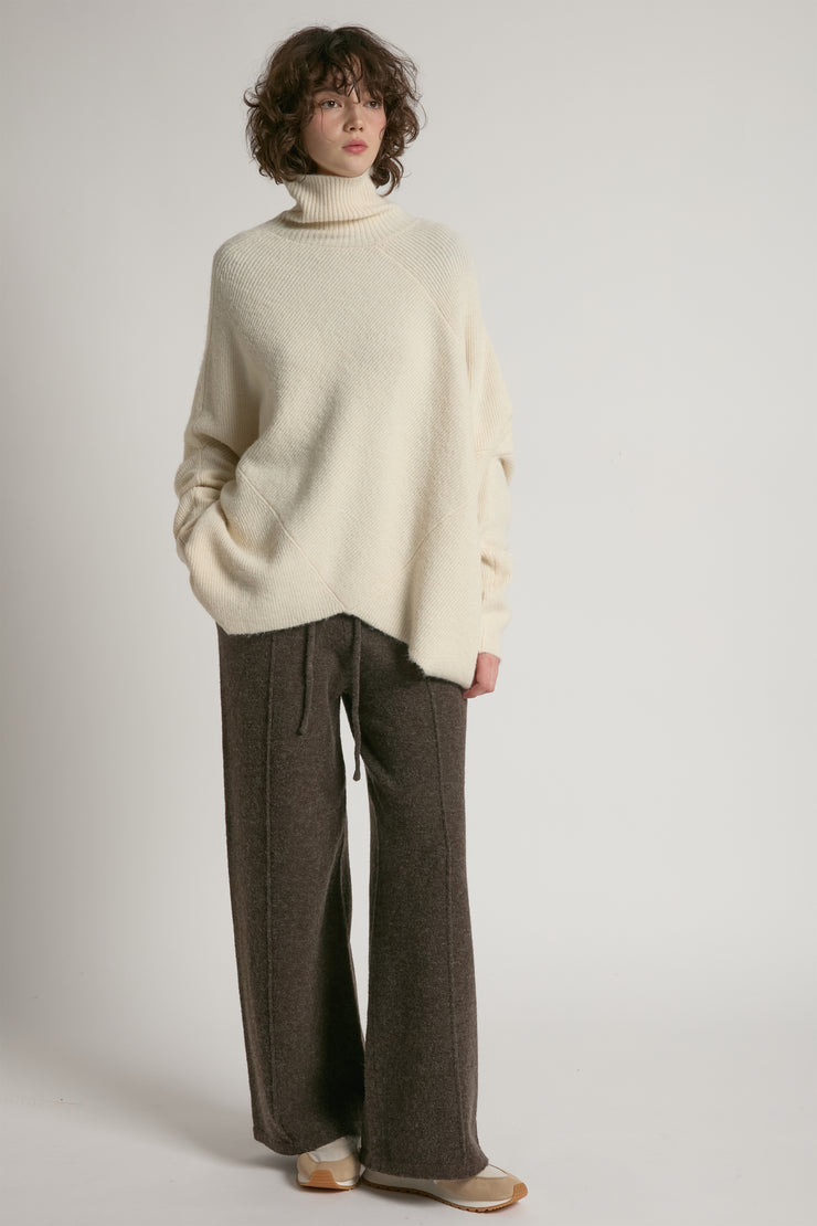 Notch Knit Pullover