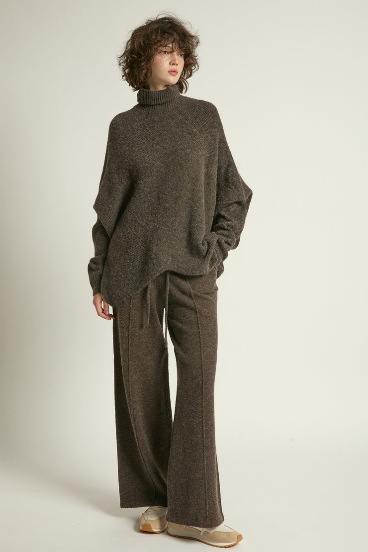 Notch Knit Pullover