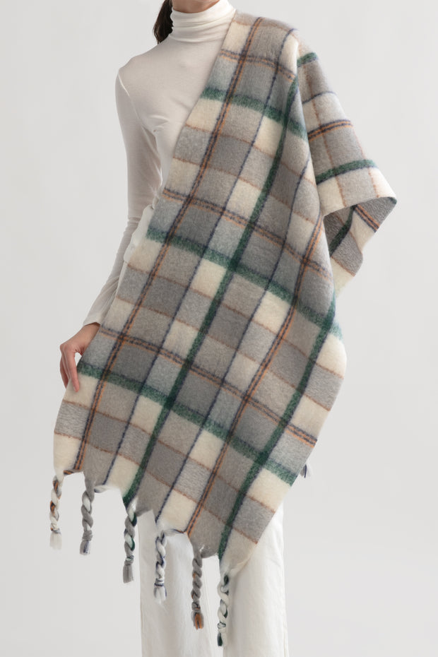 Plaid Braided Tassel Scarf